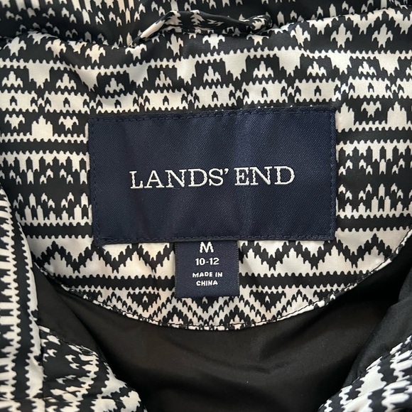 Land’s End | Down Puffer Fair Isle Snowflake Vest Black & White | M (10 - 12). - Picture 7 of 8